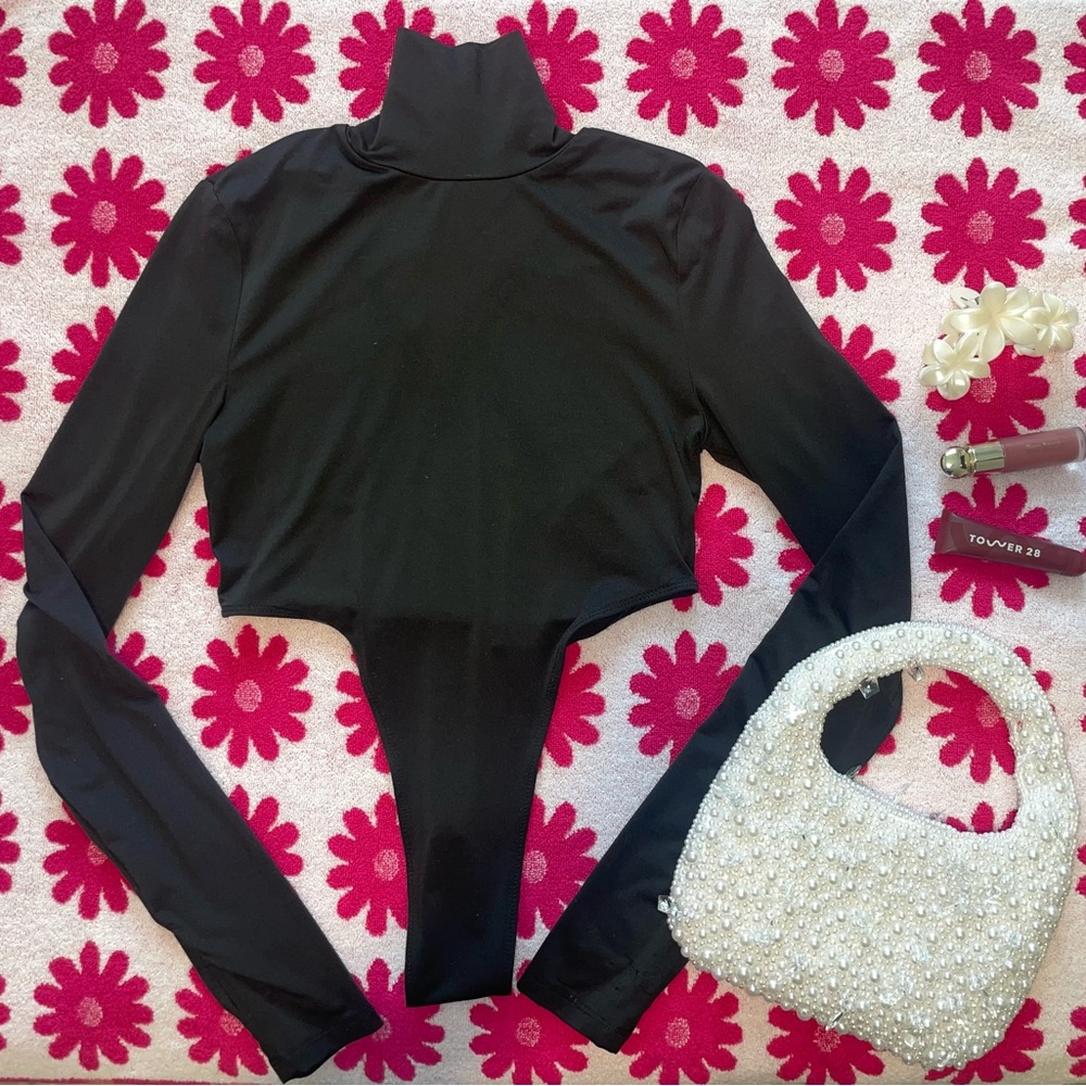 SHEIN Black Bodysuit Top